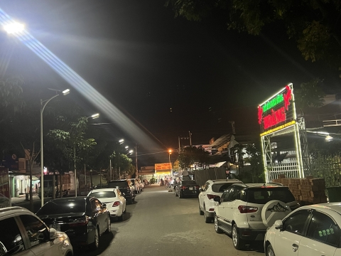 Không Gian Sân Vườn Rộng Rãi